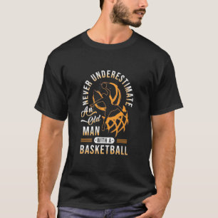T-shirt Le Pouvoir Du Vieux Homme Avec Un Basket