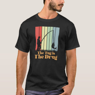T-shirt Le remorqueur est la drogue Fly Fishing Retro
