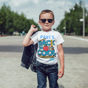 T-shirt Le retour à l'école de mignonne enfant