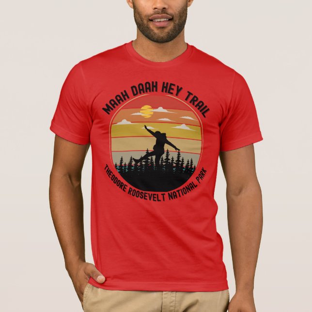 T-shirt Le sentier Maah Daah Hey - Marcher dans les Badlan (Devant)