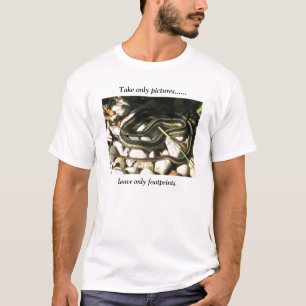 T-shirt Le serpent de jarretière prennent seulement des