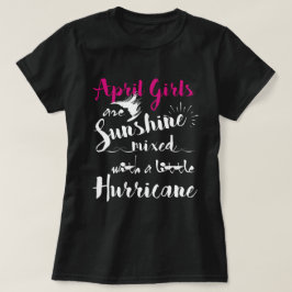 T-shirt Le soleil de filles d'avril s'est mélangé à un