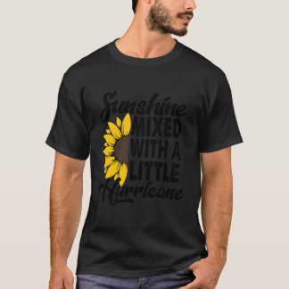 T-shirt Le Soleil Est Mixte Avec Un Petit Ouragan