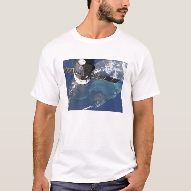 T-shirt Le vaisseau spatial Progress 22 amarré (Devant)