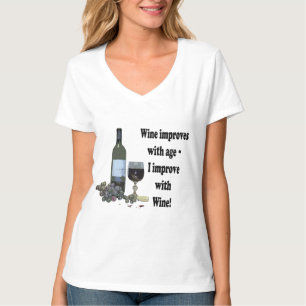 T-shirt Le vin s'améliore avec l'âge, je s'améliorent avec