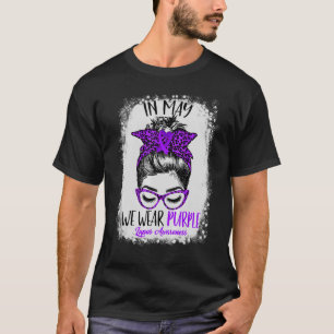 T-shirt Leopard Messy Hair Bun En Mai Nous Portons Violet 