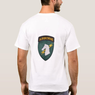 T-shirt Les ęrs vétérans spéciaux des ops USASOC d'armée