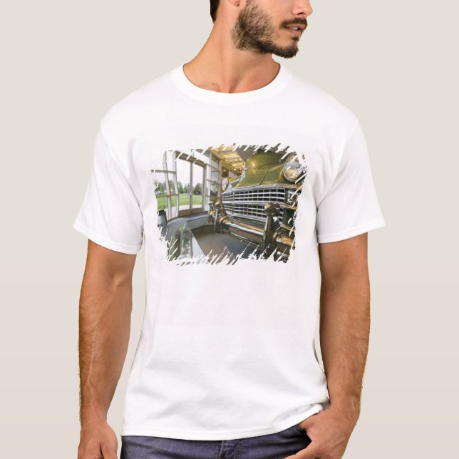 T-shirt Les Etats-Unis, Michigan, Auburn Hills : Walter P. (Devant)