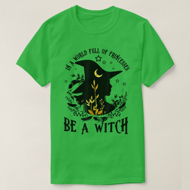 T-shirt Les Femmes Dans Un Monde Plein De Princesse Soient (Design devant)