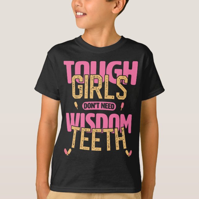 T-shirt Les filles dures n'ont pas besoin de la récupérati (Devant)