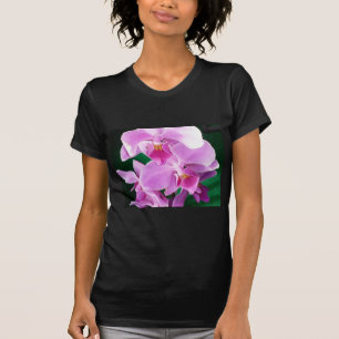 T-shirt Les fleurs d'orchidées se ferment en rose