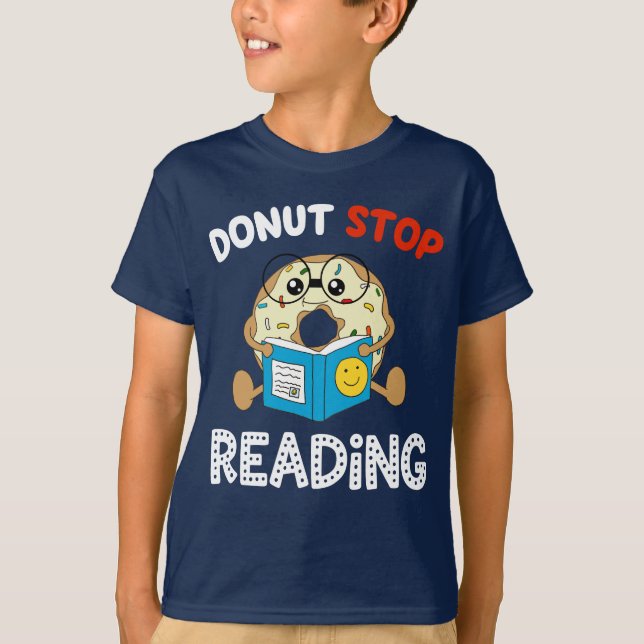 T-shirt Les garçons amusants n'arrêtent pas de lire Nerdy  (Devant)