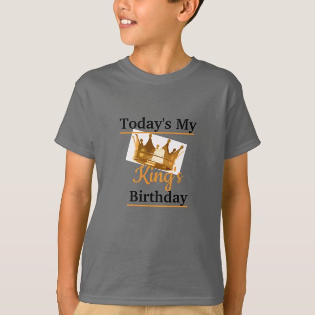 T-shirt Les garçons d'anniversaire de mon roi sur mesure (Devant)