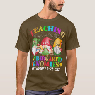 T-shirt Les Gnomies Enseignent La Maternelle Le Jour 2-22-
