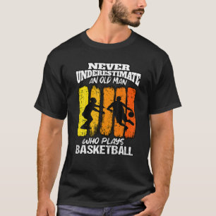 T-shirt Les Hommes Ne Sous-Estiment Jamais Et Le Vieux Hom