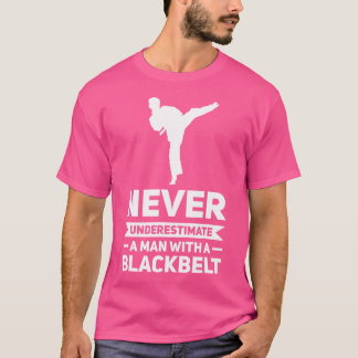T-shirt Les Hommes Ne Sous-Estiment Jamais Un Homme Noir C