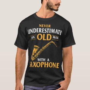 T-shirt Les Hommes Ne Sous-Estiment Jamais Un Vieux Homme 