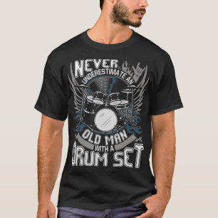 T-shirt Les Hommes Ne Sous-Estiment Jamais Un Vieux Homme