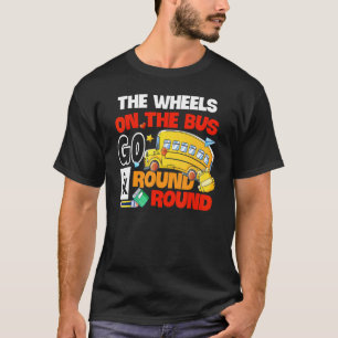 T-shirt Les Roues Sur Le Bus Circulent Autour Et Arrondi