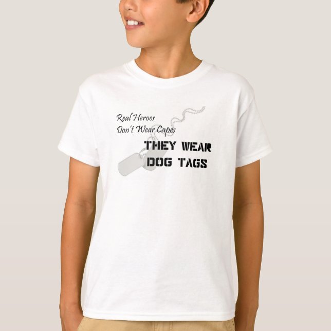 T-shirt Les vrais héros ne portent pas des caps qu'ils (Devant)