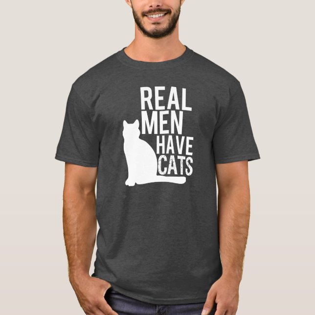 T-shirt Les vrais hommes ont des chats amusants (Devant)