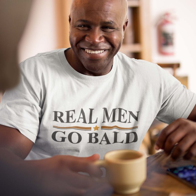 T-shirt Les vrais hommes vont chauds (Créateur téléchargé)