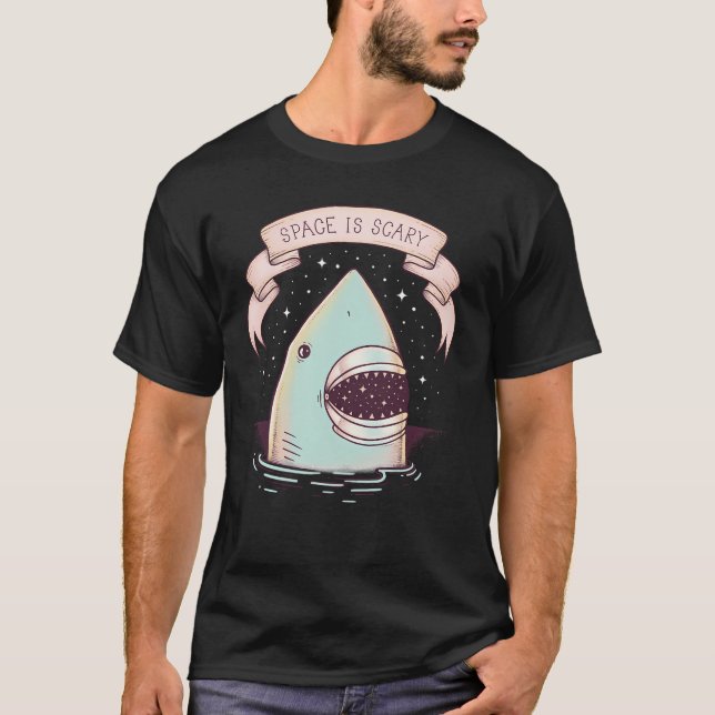 T-shirt L'espace est effrayant (Devant)