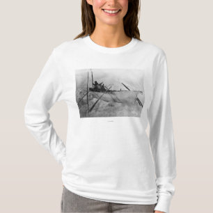 T-shirt L'Esquimau dans le bateau fait avec des peaux a