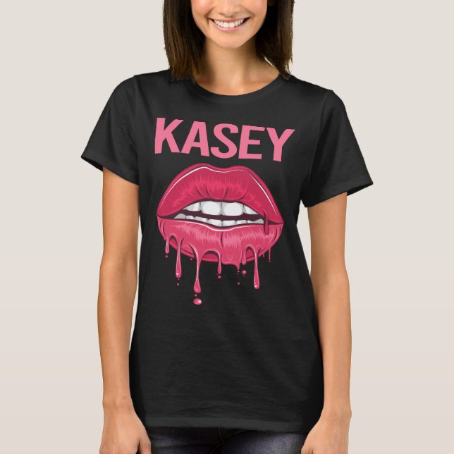 T-shirt Lèvres roses - Nom Kasey (Devant)