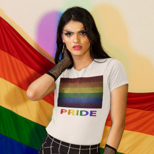T-shirt LGBT Rainbow Pride drapeau style rétro