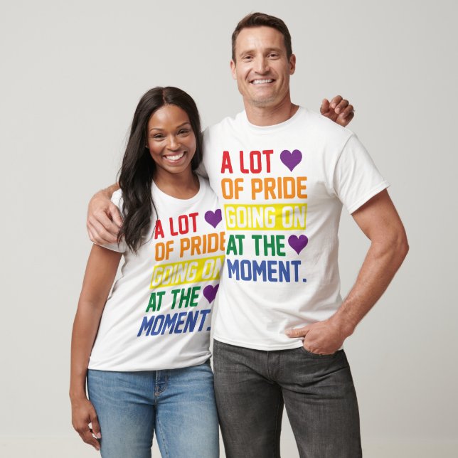 T-shirt LGBTQ+ couleur Rainbow Pride Texte personnalisé re (Unisexe)