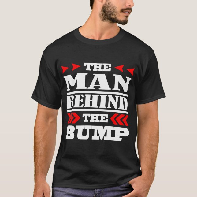 T-SHIRT L'HOMME DERRIÈRE LE BUMP (Devant)