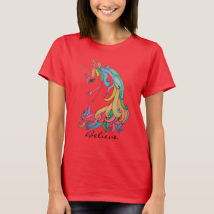 T-shirt Licorne mignonne d'arc-en-ciel d'aquarelle