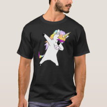 Licorne tamponnante dans un cadeau classique de