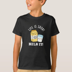 T-shirt LIfe Est Lait Court Il Drôle Boire Pun Sombre BG