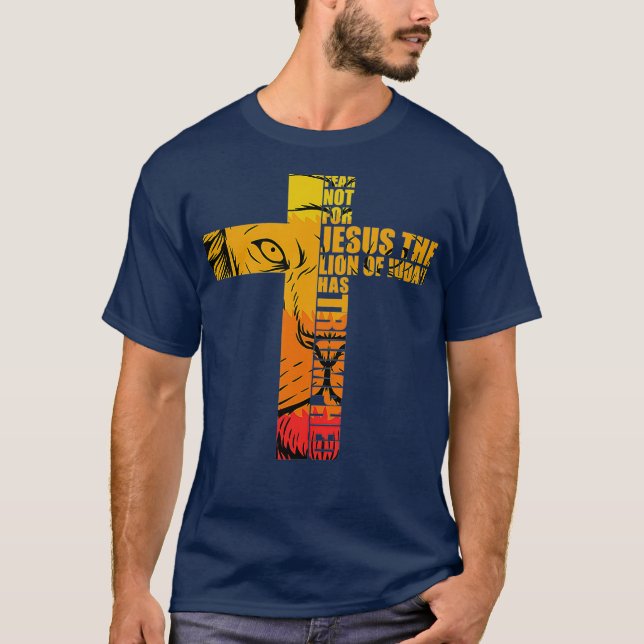 T-shirt Lion Juda Jésus Croix Christ Bible versets Faith (Devant)
