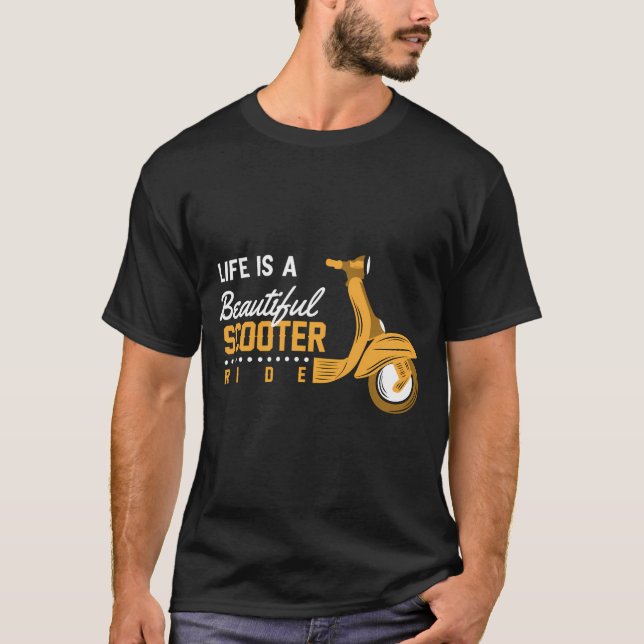 T-shirt Live Est Une Belle Balade En Scooter (Devant)