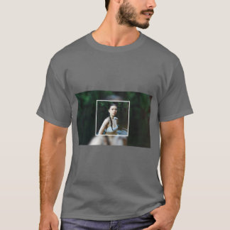 T-shirt Lizzy McAlpine Older Album Cover Inspired Art frie