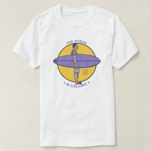 T-shirt L'océan appelle Graphique de surfeur personnalisé