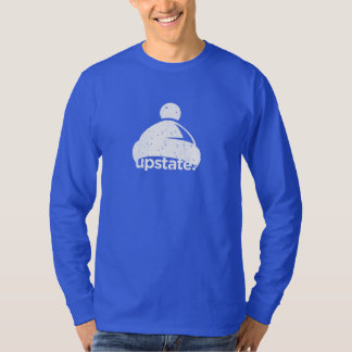 T-shirt longue douille de casquette hors de la ville