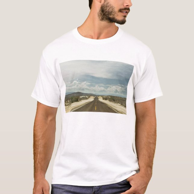 T-shirt Longue route droite par le paysage de Baja de (Devant)