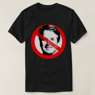 T-shirt L'opposant à la justice Brett Kavanaugh a traversé