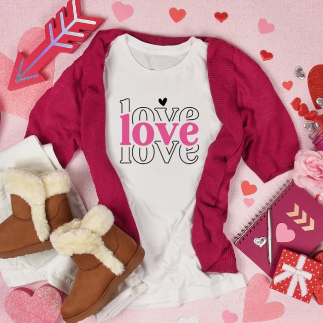 T-shirt Love Love Love Love Valentine's Day (Créateur téléchargé)