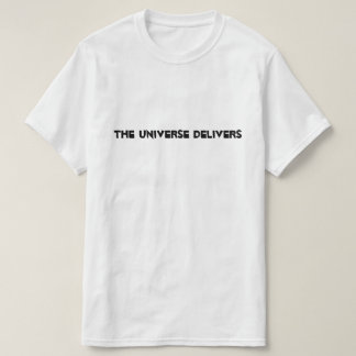 T-shirt L'univers livre la pièce en t