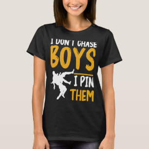 T-shirt Lutte contre le lutteur Je ne chasse pas les garço