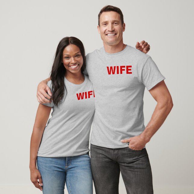 T-SHIRT MA FEMME EST PLUS FORTE QUE VOUS (Unisexe)