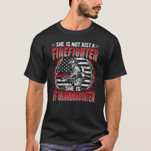 T-shirt Ma Petite-Fille Est Pompier Fière Grand-Mère Feu