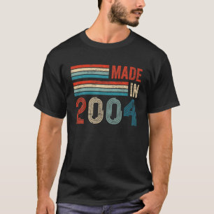 T-shirt Made In 2004 18Th Year Old Birthday Gifts Vintage