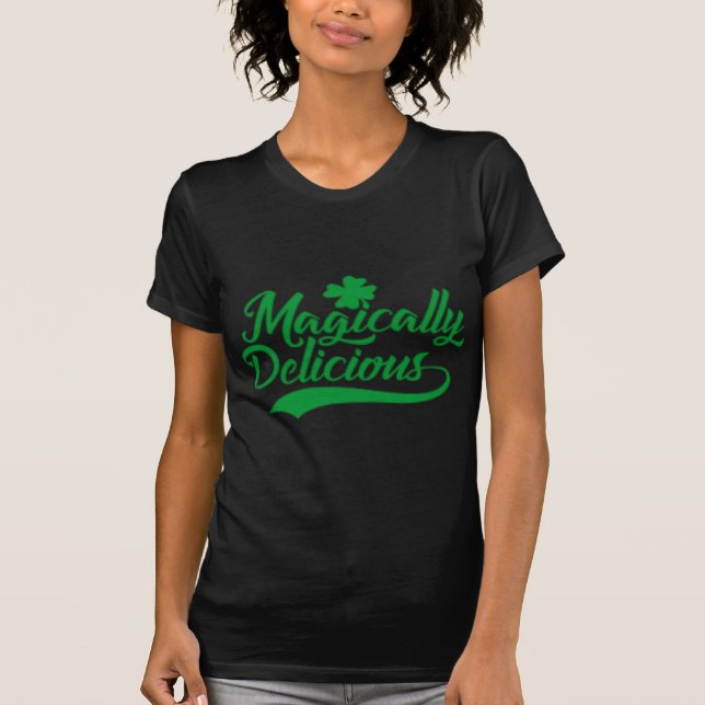 T-shirt Magiquement délicieux St. Patrick's Day (Devant)