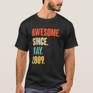 T-shirt Magnifique Depuis Mai 2009 13 Ancien Cadeau 13ème